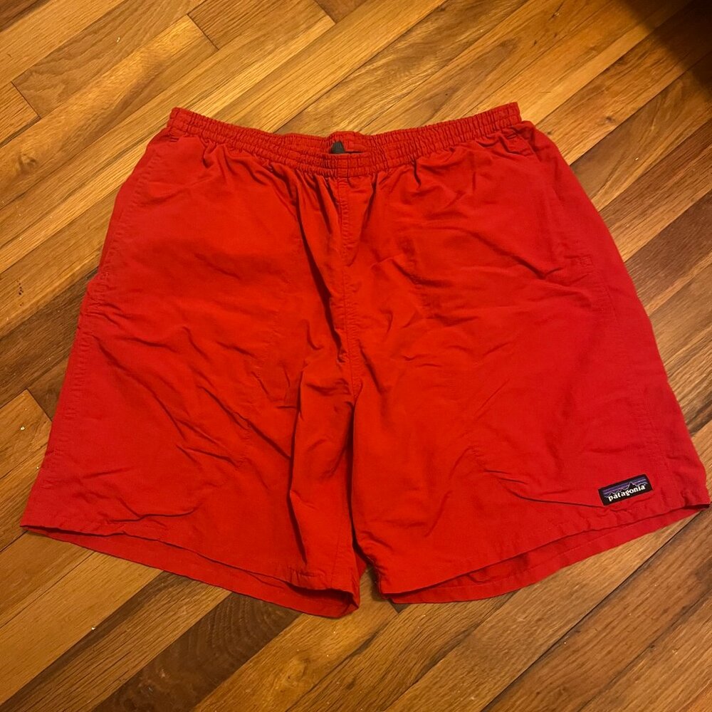 Men's Patagonia Baggies Large 7 in. Length (Red)
